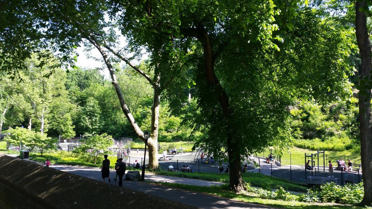 The Central Park North Ню Йорк Екстериор снимка